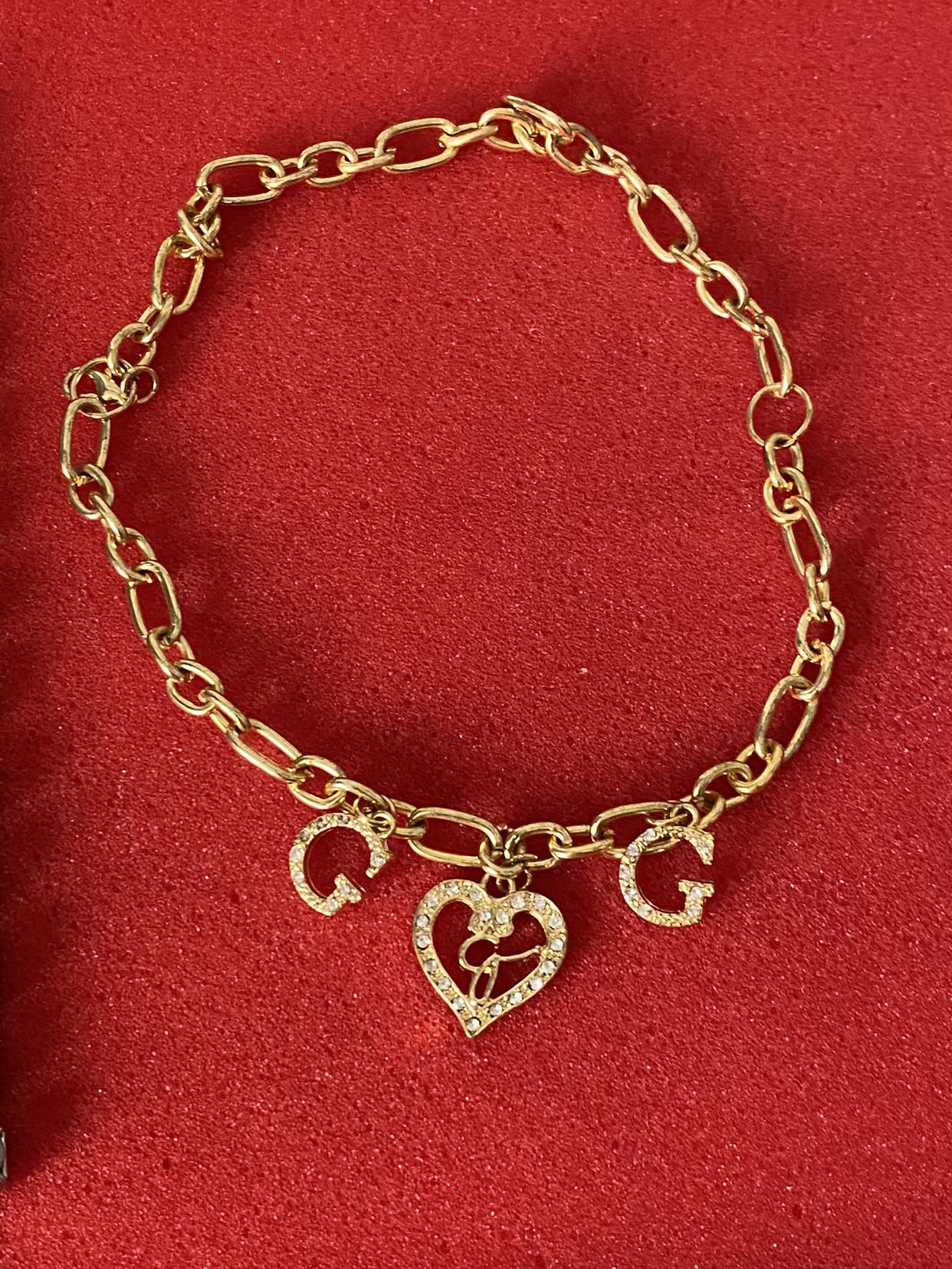 Bracelets Bracelets (read ad) image indicator(3)