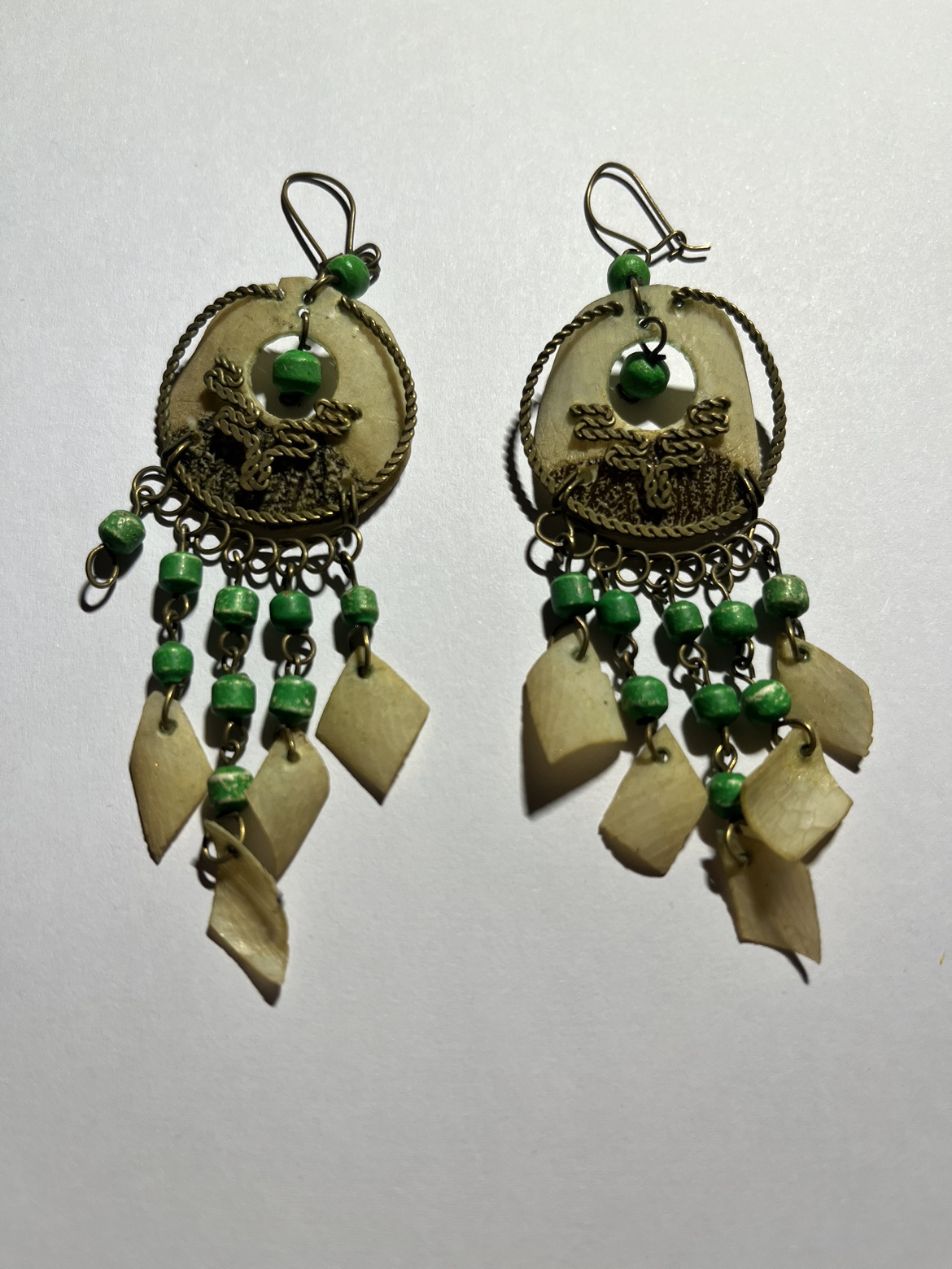 Earrings thumbnail