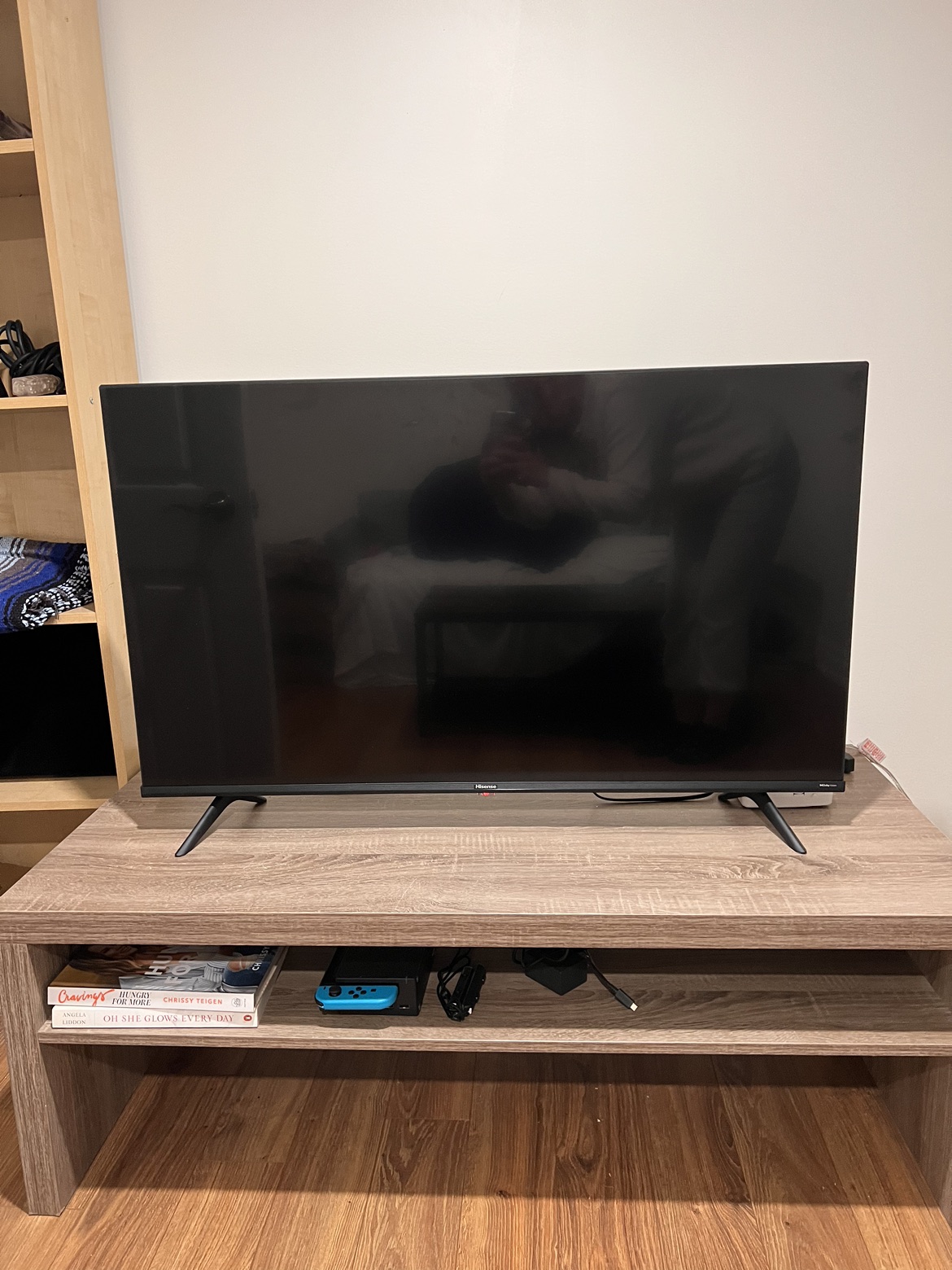 Wayfair TV Stand - photo 2