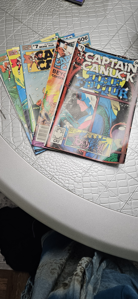 CAPTAIN CANUCKS COMICS BOOKS #FREECYCLE image indicator(3)