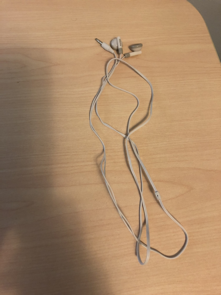 Earbuds thumbnail