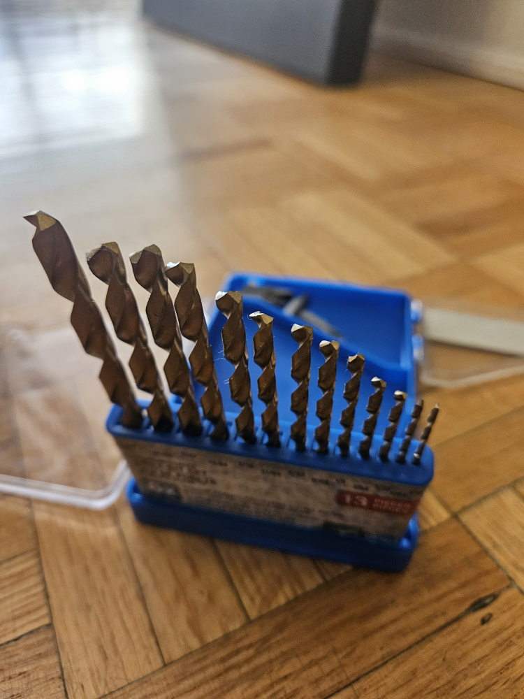 Corded Drill + titanium coated drill bit set/screwdriver bits - photo 3