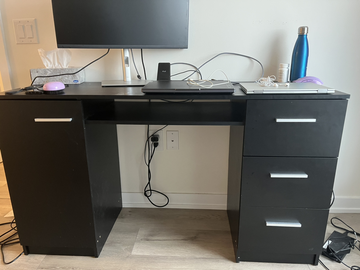 Desk (make me an offer to pickup today)