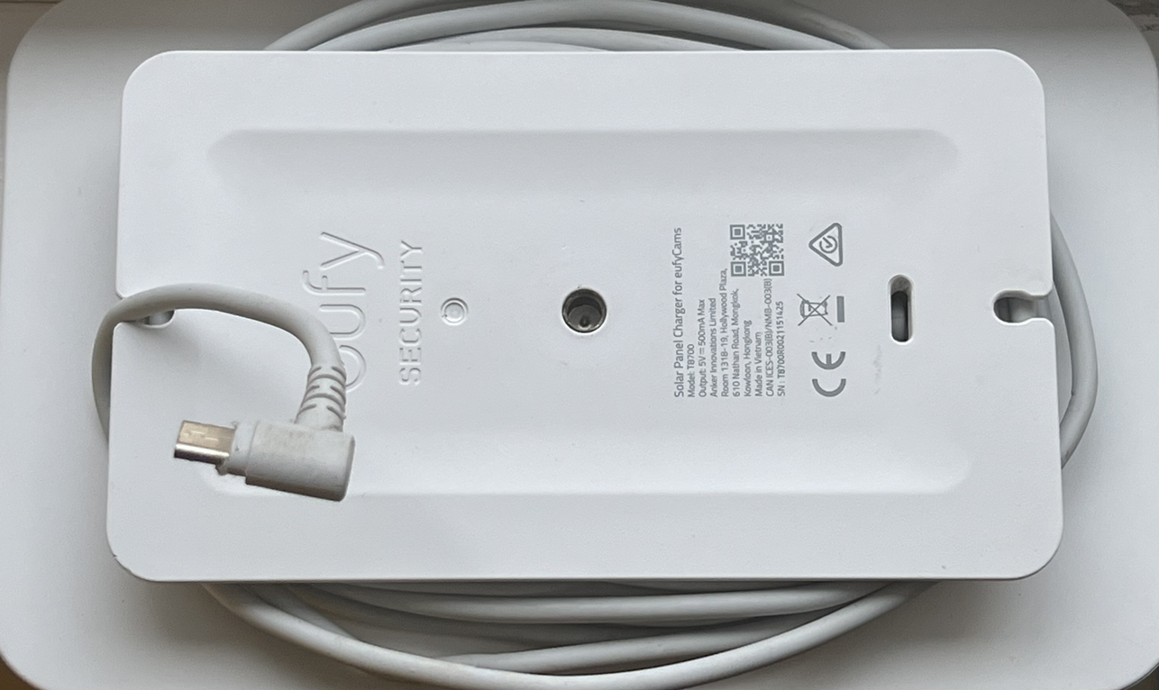 Eufy SoloCam E40 + outdoor Solar Charger - photo 5