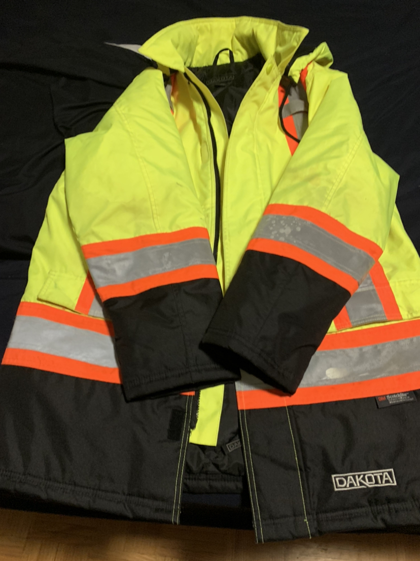 Dakota safety jacket image indicator(2)