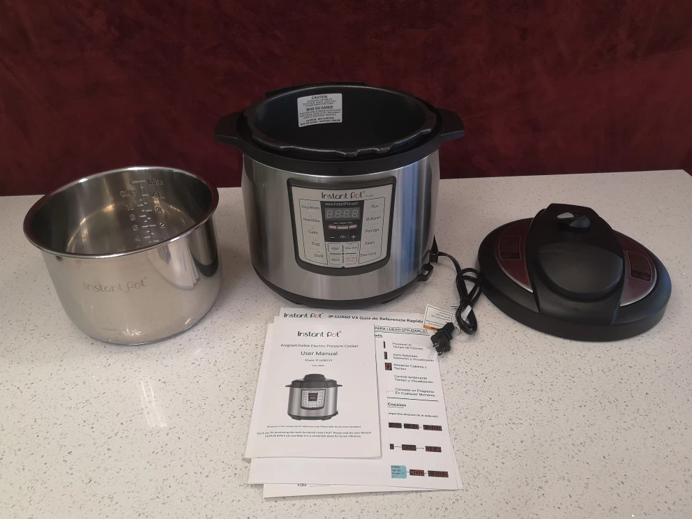 Instant Pot Ip-Lux60 V3 (6 quart) thumbnail
