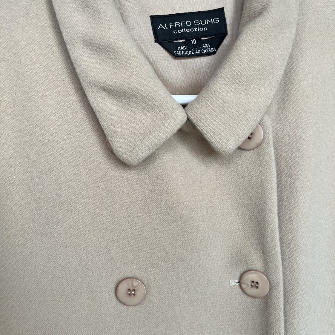 Alfred Sung Beige Coat image indicator(5)