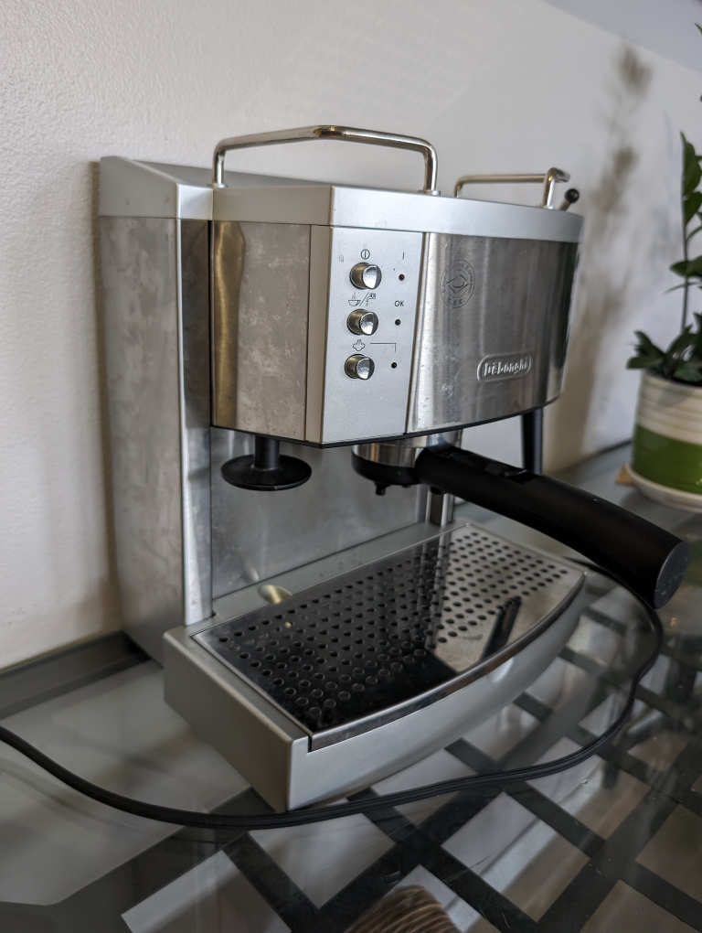 De'Longhi EC702 Espresso Machine - photo 2