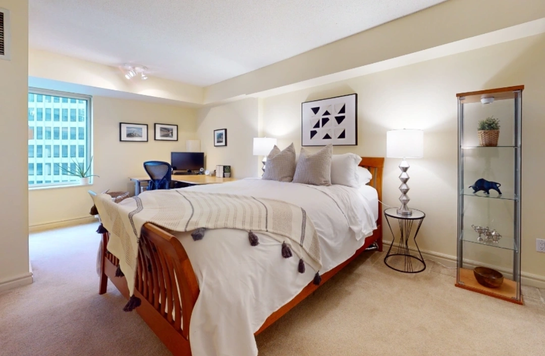 Moving sale! Queen wooden bed frame thumbnail