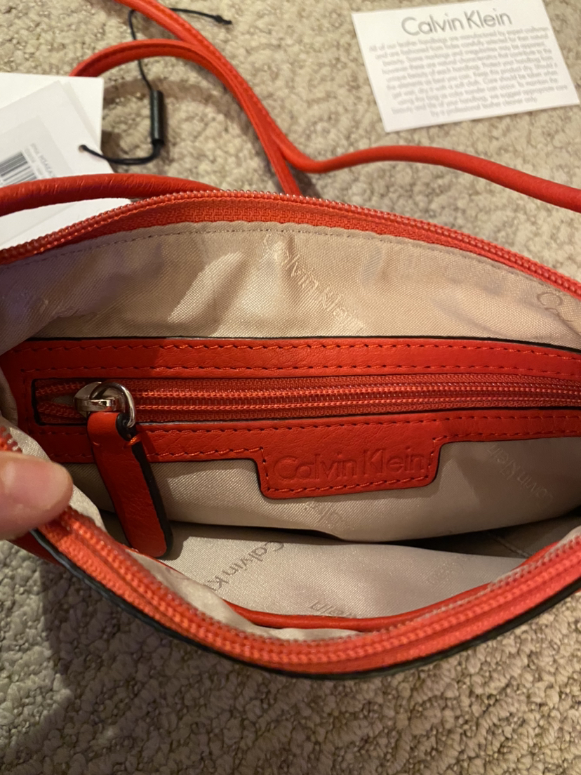 Calvin Klein leather crossbody purse NWT image indicator(4)