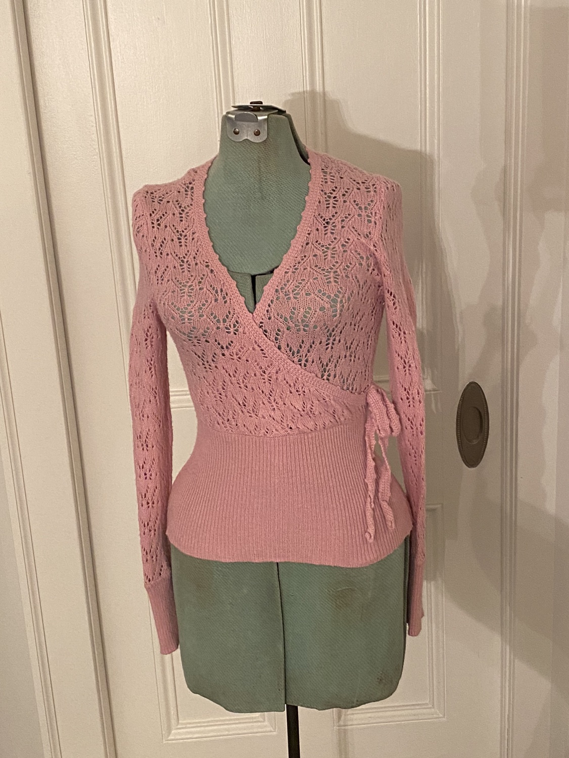 Pink Crossover Sweater - Medium image indicator(6)