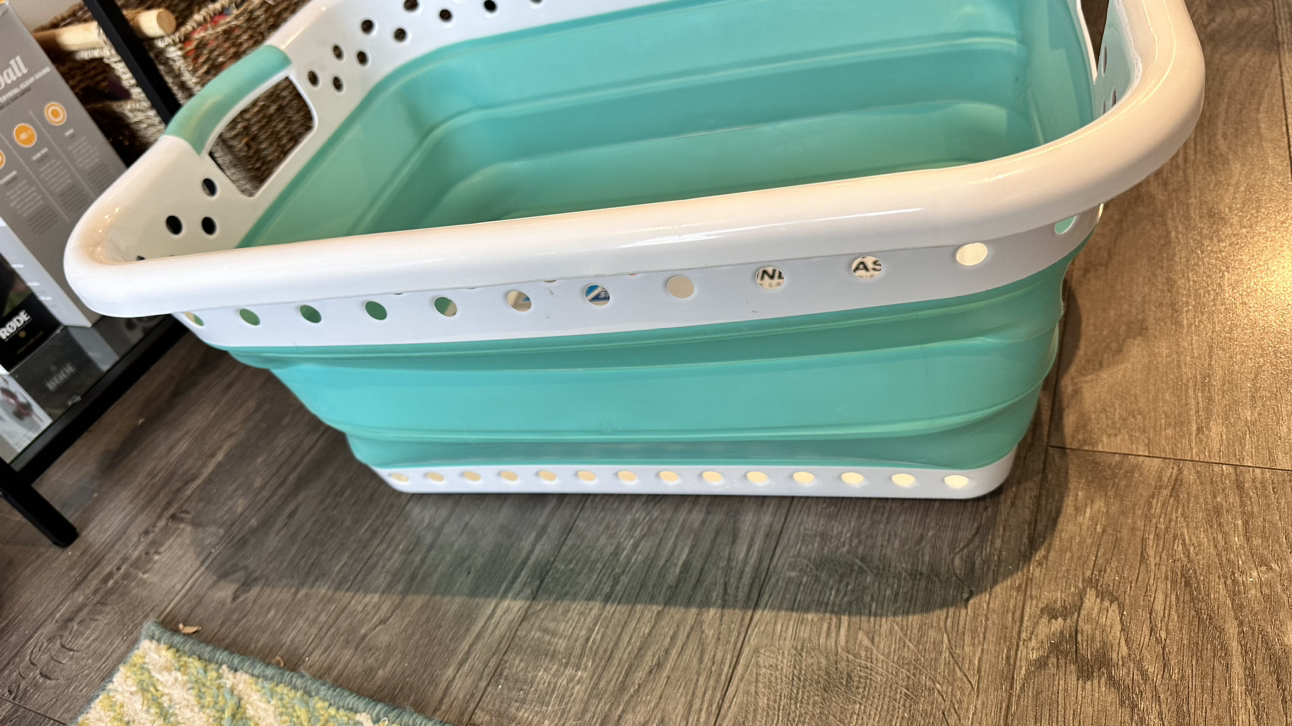 Collapsible Space Saving Laundry Basket - photo 2