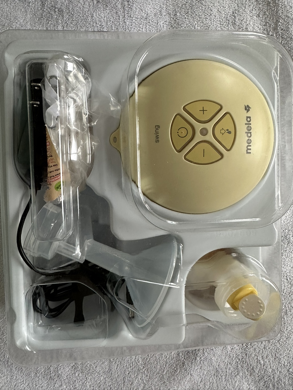 Medela breast pump Free thumbnail