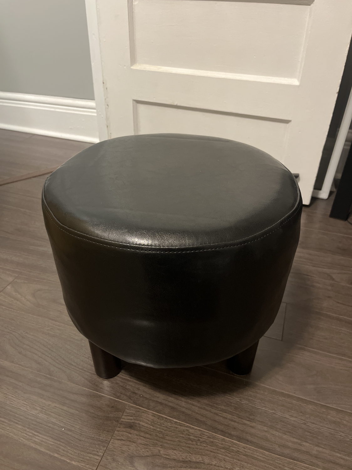 Leather stools - photo 3