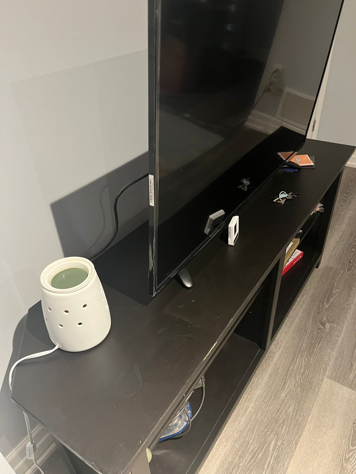 TV stand - photo 2