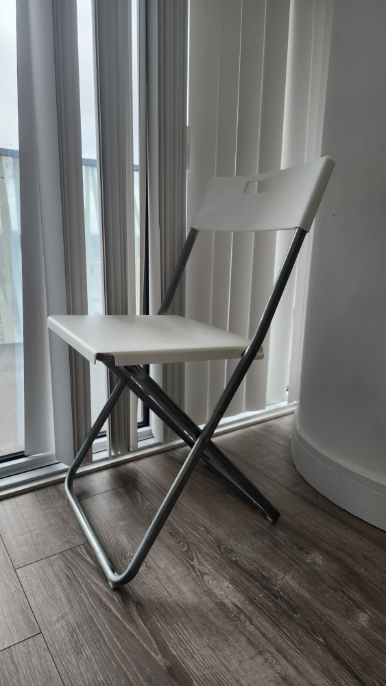 ikea foldable chair - photo 2