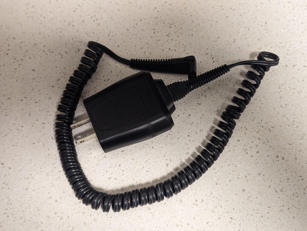 Braun Series 7 charging/ cleaning base, 1 new solution, cord - photo 3