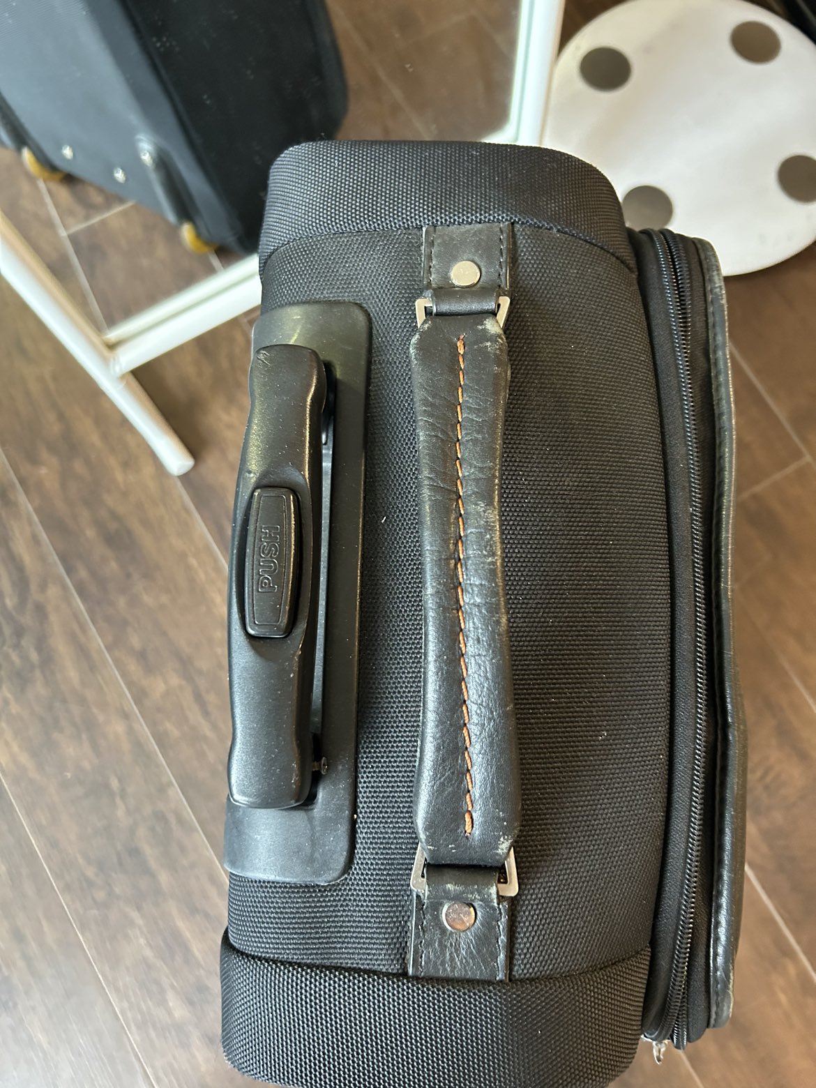 Jeep travel luggage - photo 4