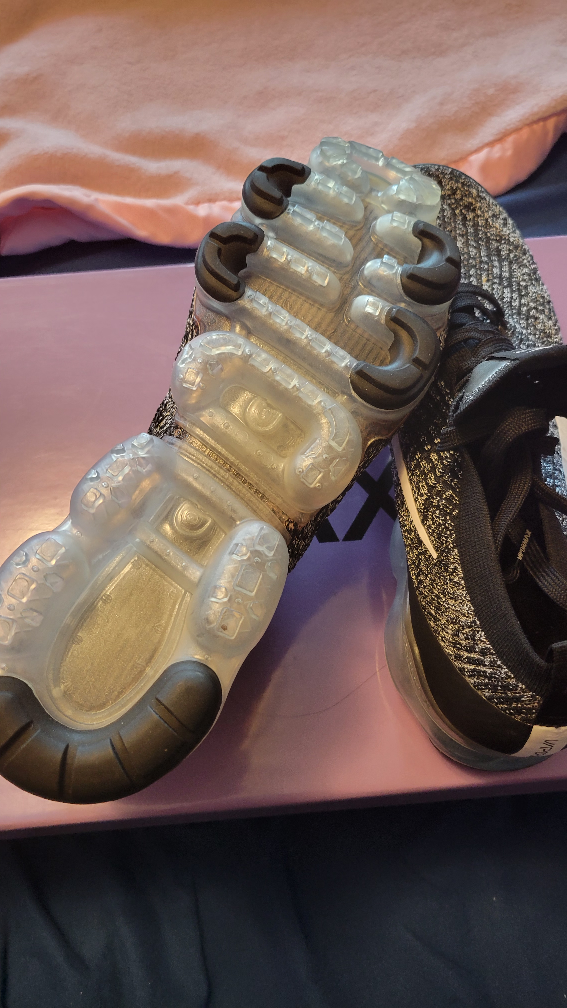 Nike Vapormax image indicator(3)