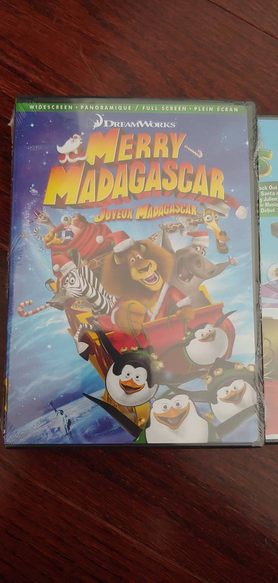2 Madagascar Holiday DVDs #freecycle