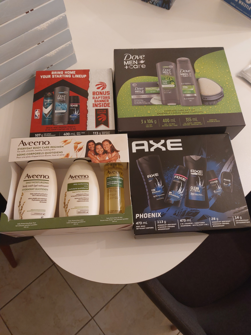 4 kinds of gift set for a  great deal $50 for all