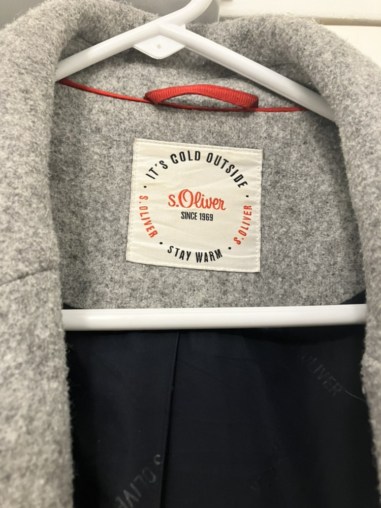 Women’s Classic Wool Coat image indicator(2)