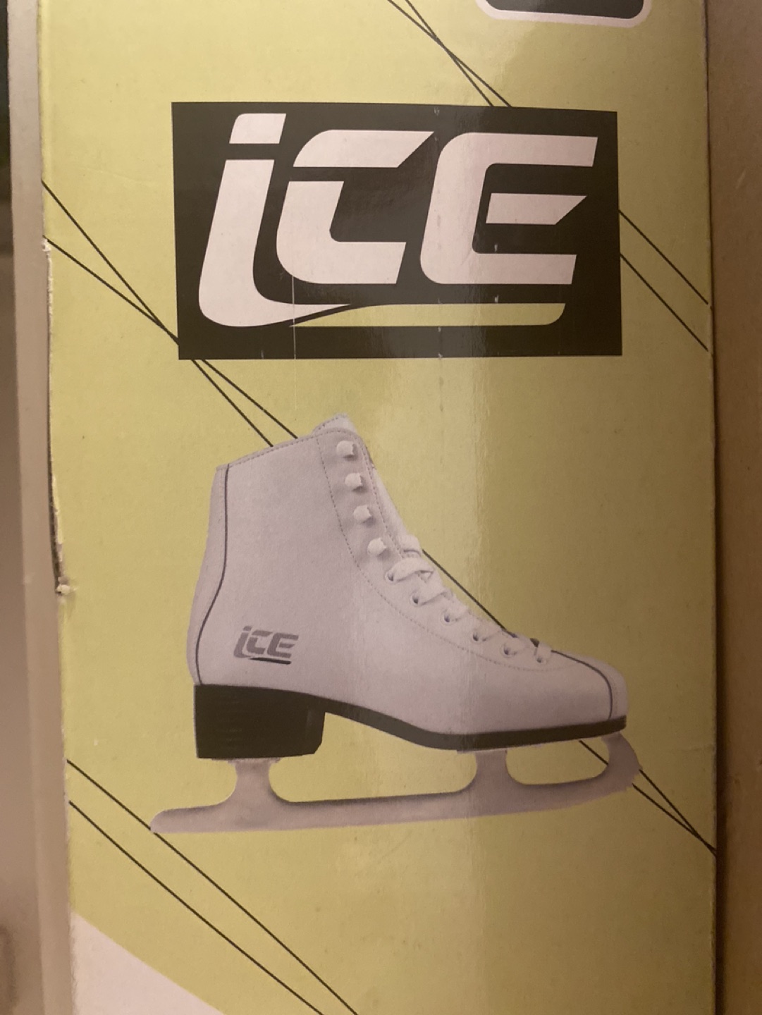 Skating shoes
