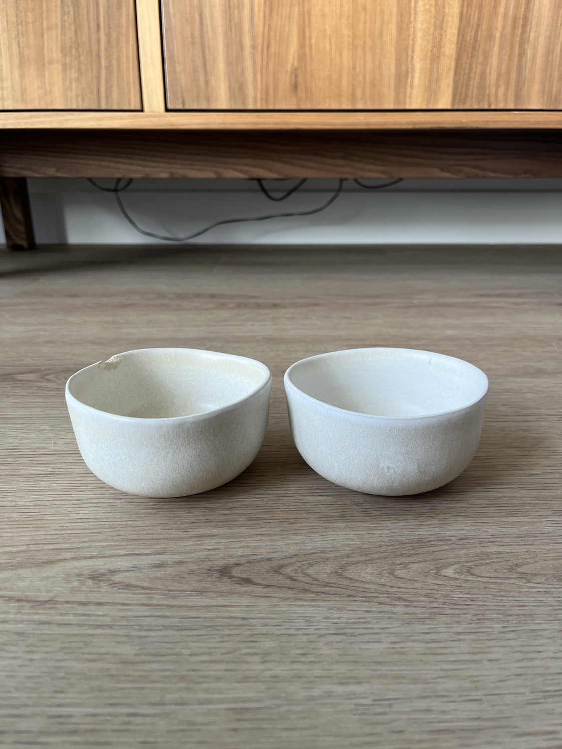 Small Ivory Stoneware Bowls