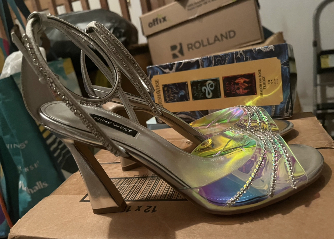 Nine West Women's Klass Heeled Sandals sz 8 Silver Multi image indicator(2)