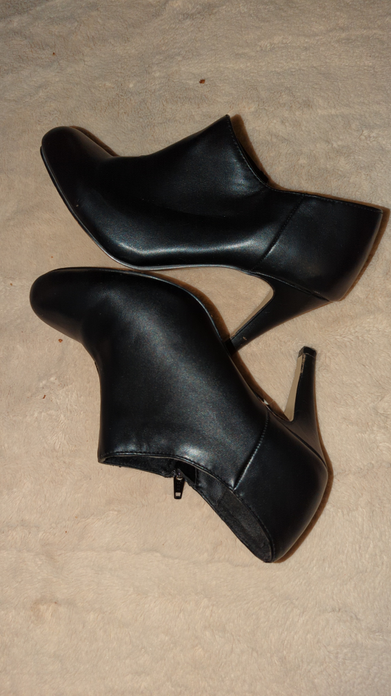 Black heel low cut Boots - photo 3