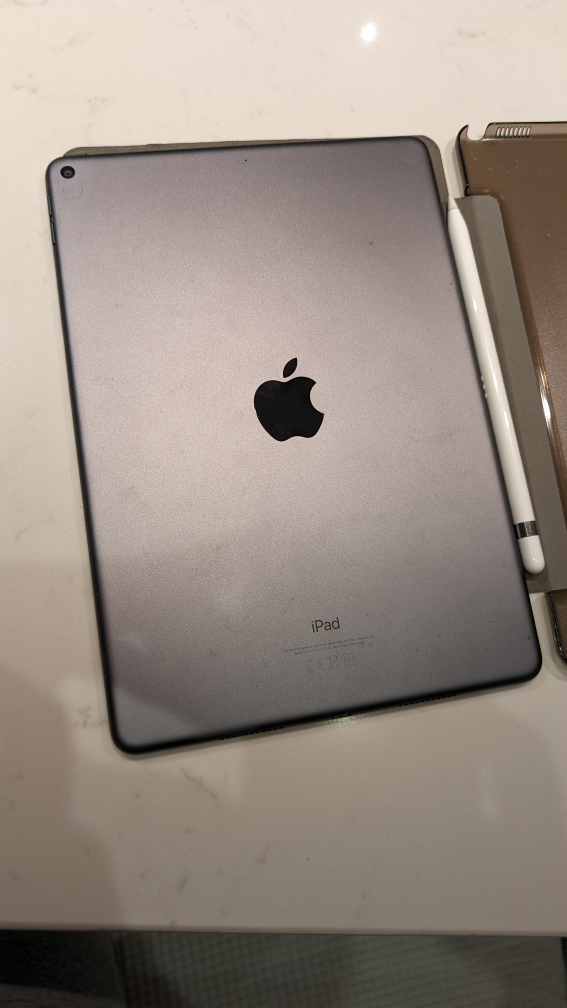 iPad Air 10.5" - 64GB + Apple Pencil - READ image indicator(2)