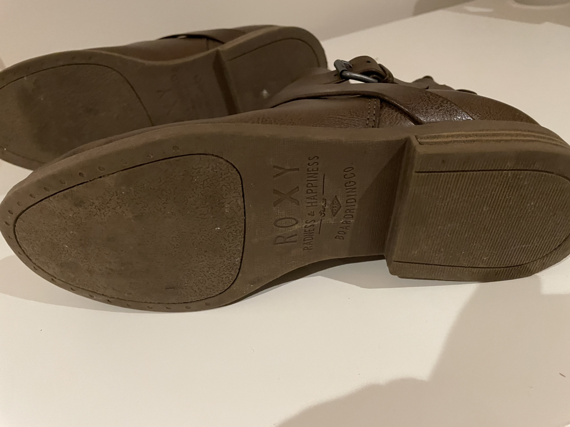 EUC booties size 9 - photo 4