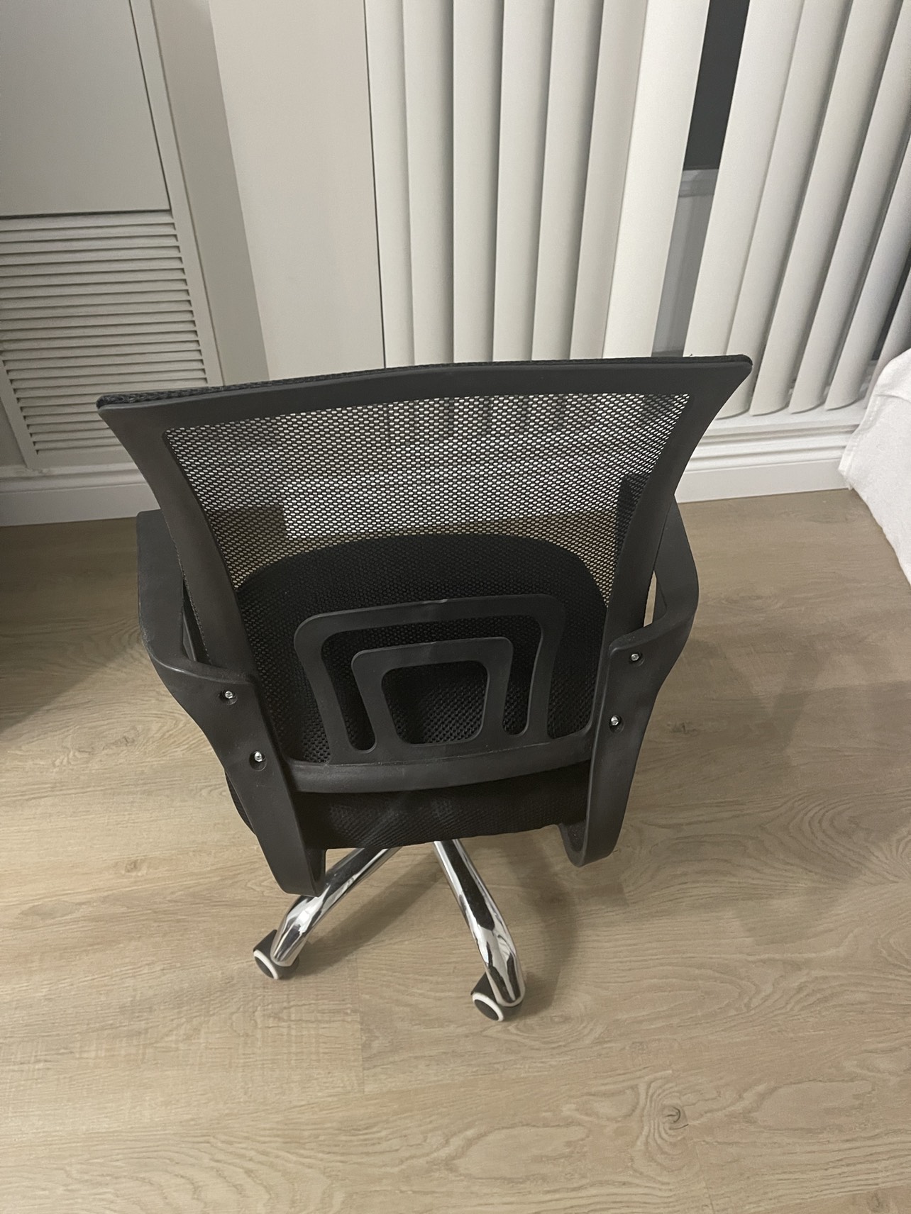 Office chair - photo 4