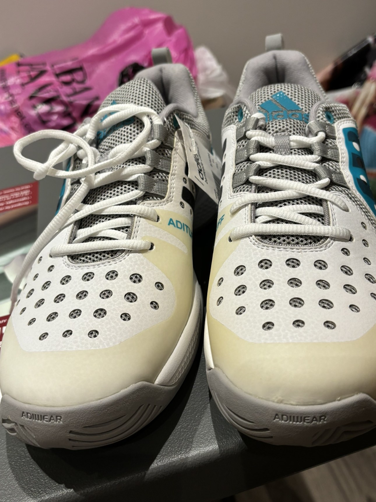 Adituff adidas shoes - photo 2