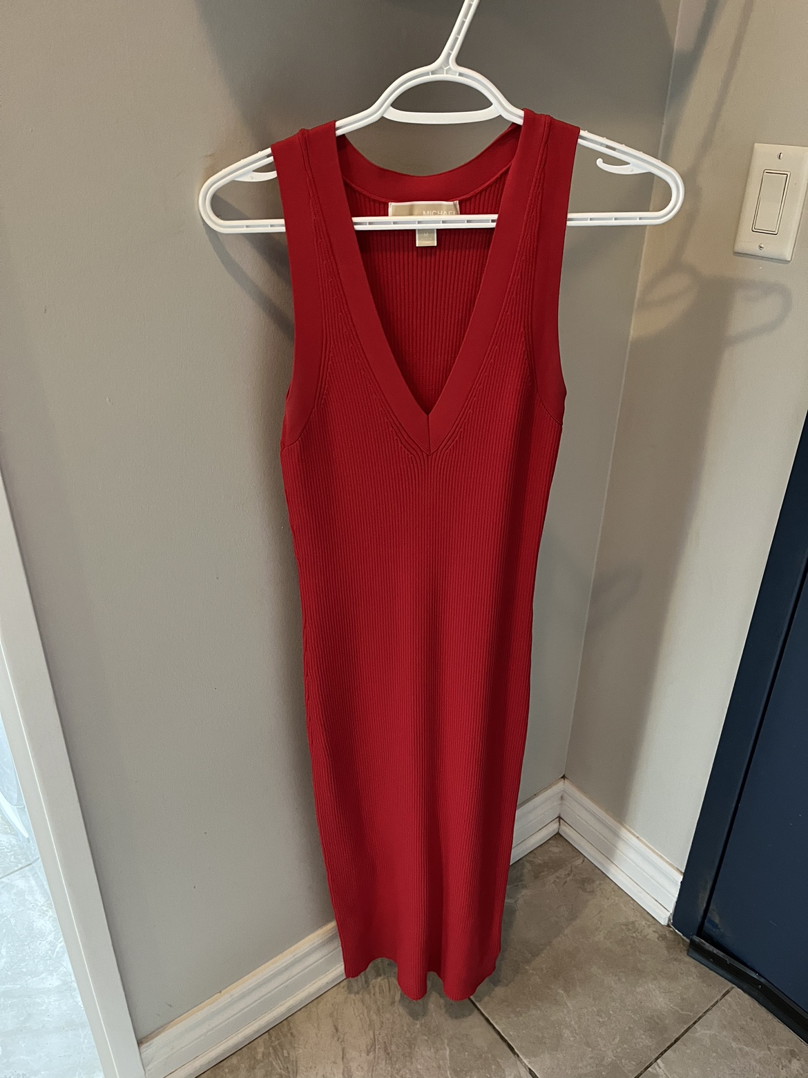 Medium Michael Kors fitted dress thumbnail