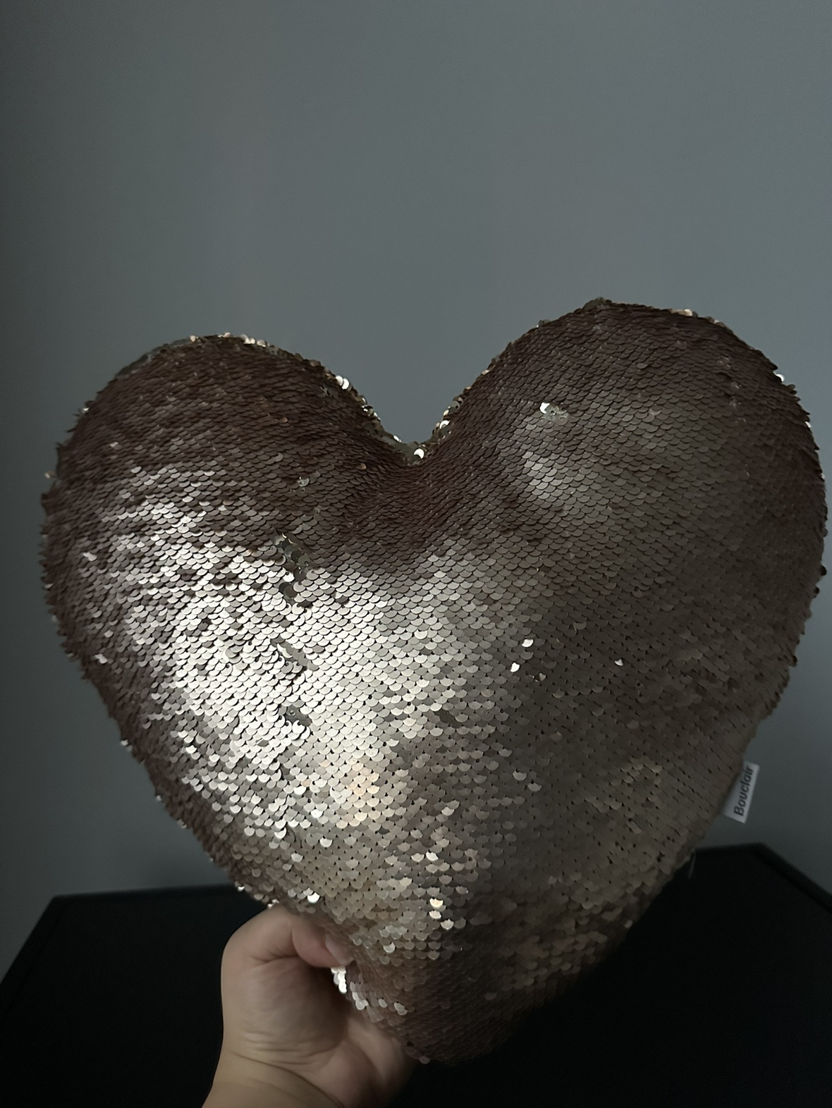 Gold/rose gold heart shaped decorative pillow - photo 2