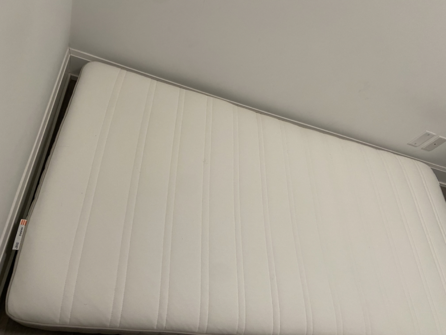 Ikea single mattress - photo 2