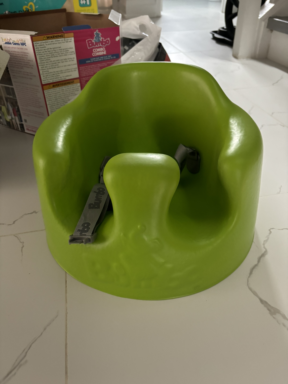 Bumbo seat with tray