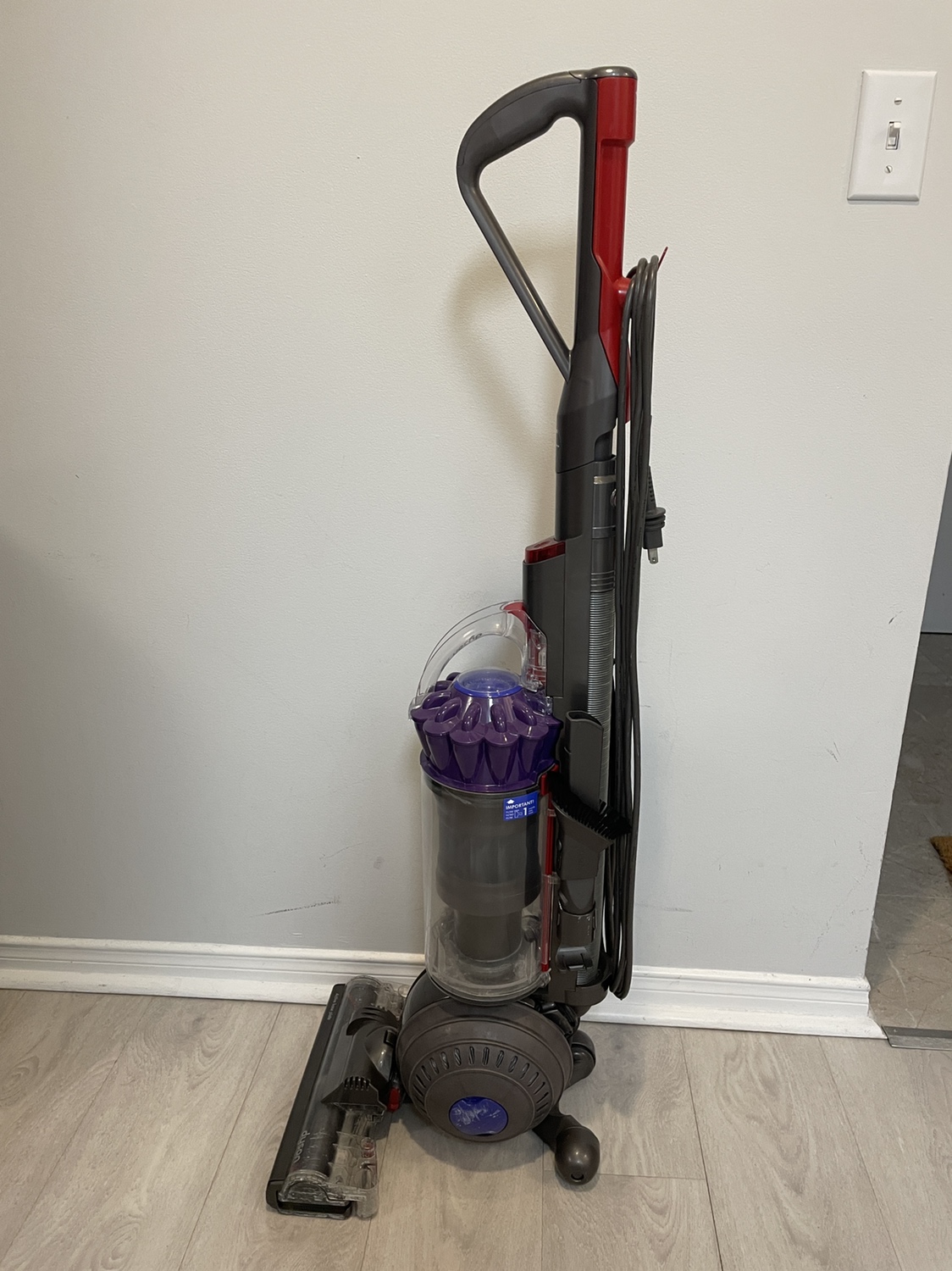 Dyson DC42 - photo 2