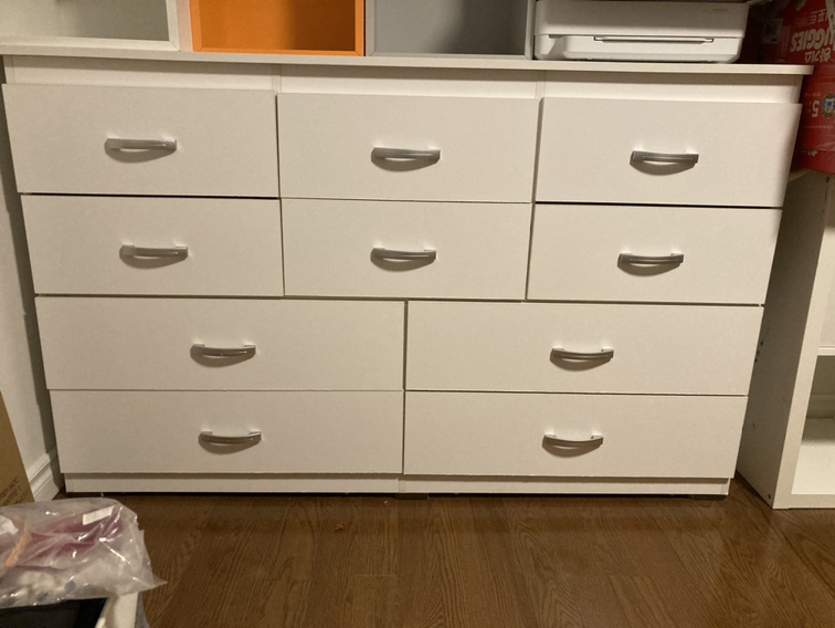 White 10 Drawers Chest