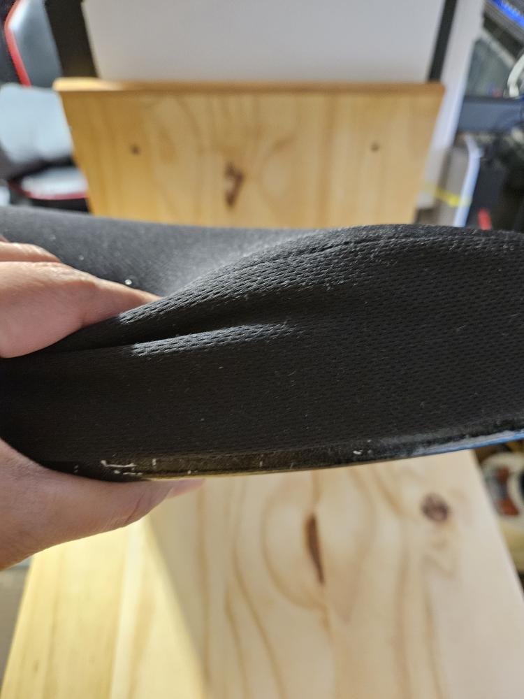 portable cushioned laptop holder - photo 3