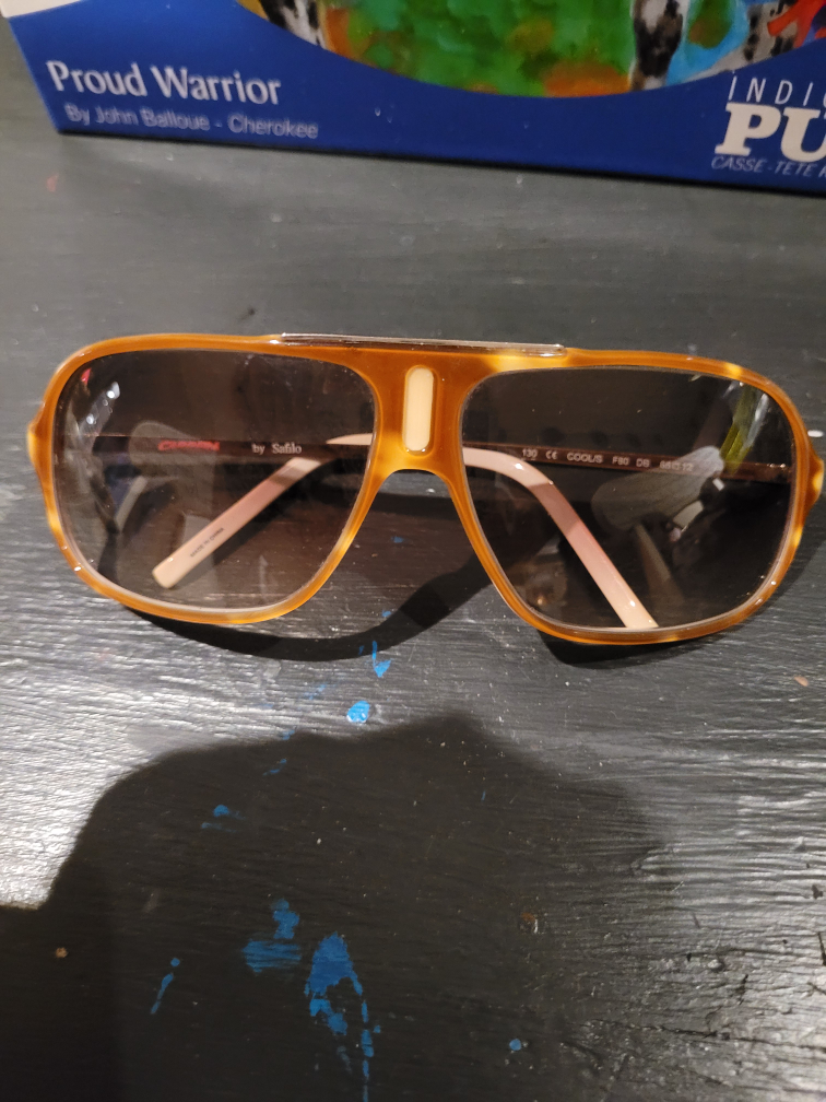 sunglasses thumbnail