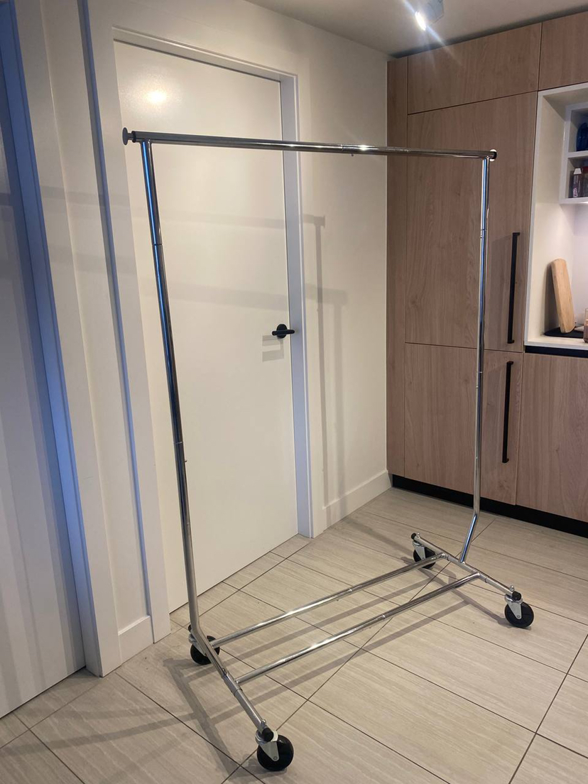 Clothes rack thumbnail