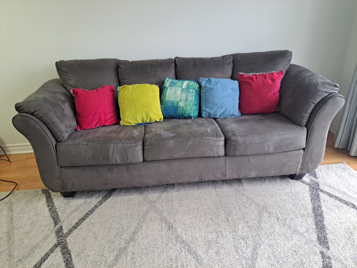sofa - photo 2