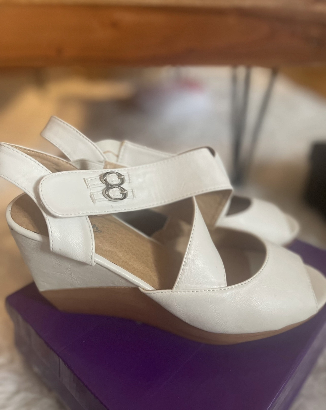 #freecycle White Wedge Shoes thumbnail