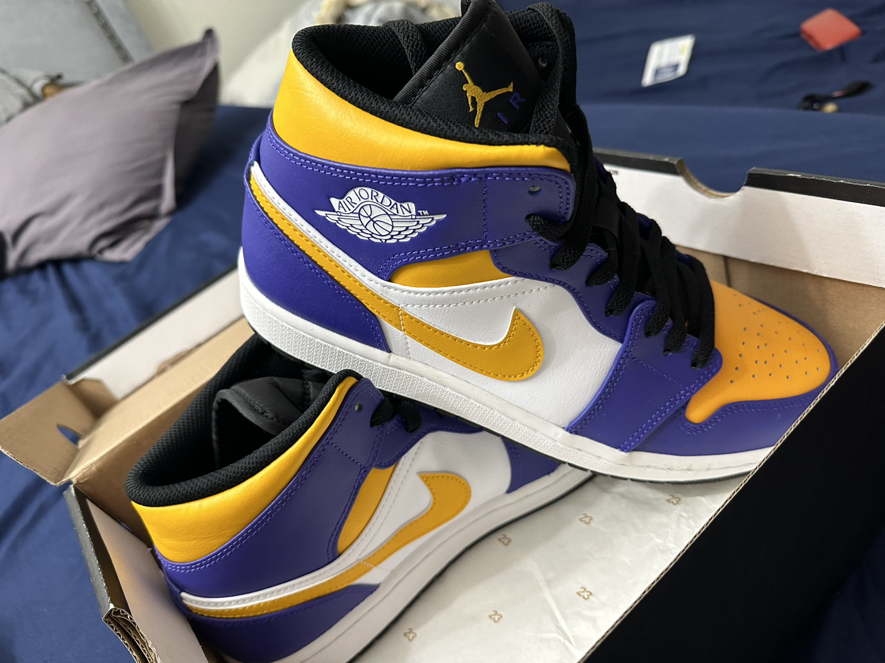 Jordan shoes size 10 image indicator(10)