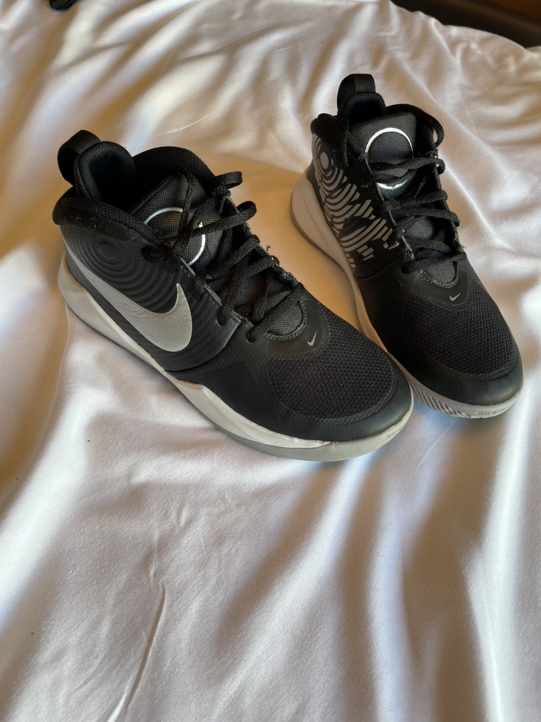 Basketball Shoes (Kids) - photo 3