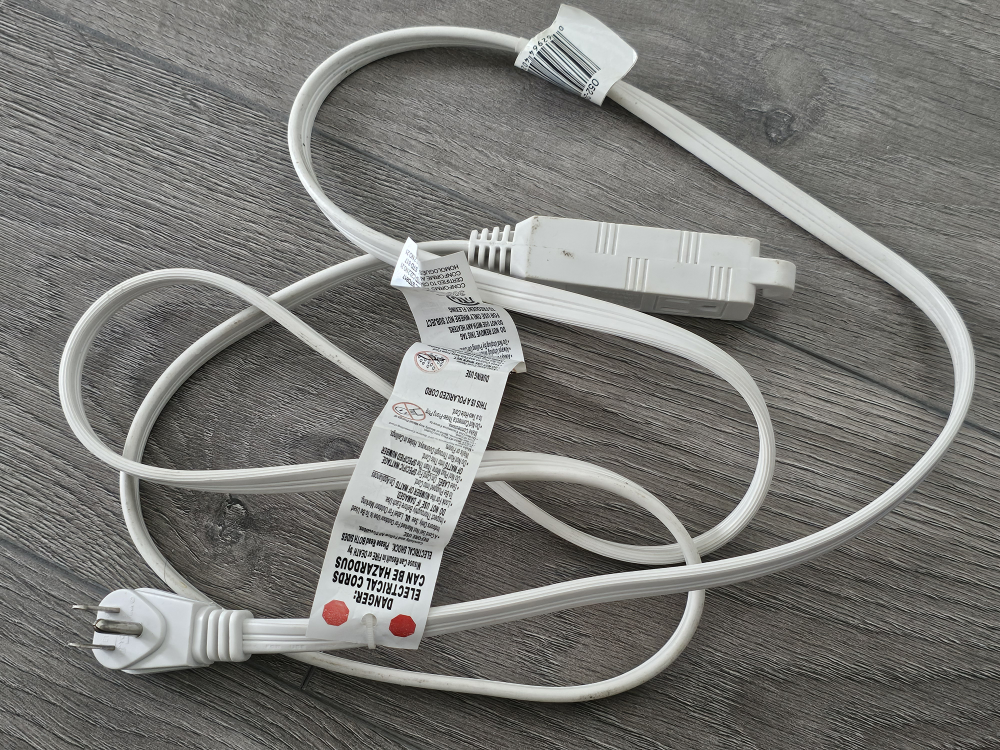 Extension cord 2m long thumbnail