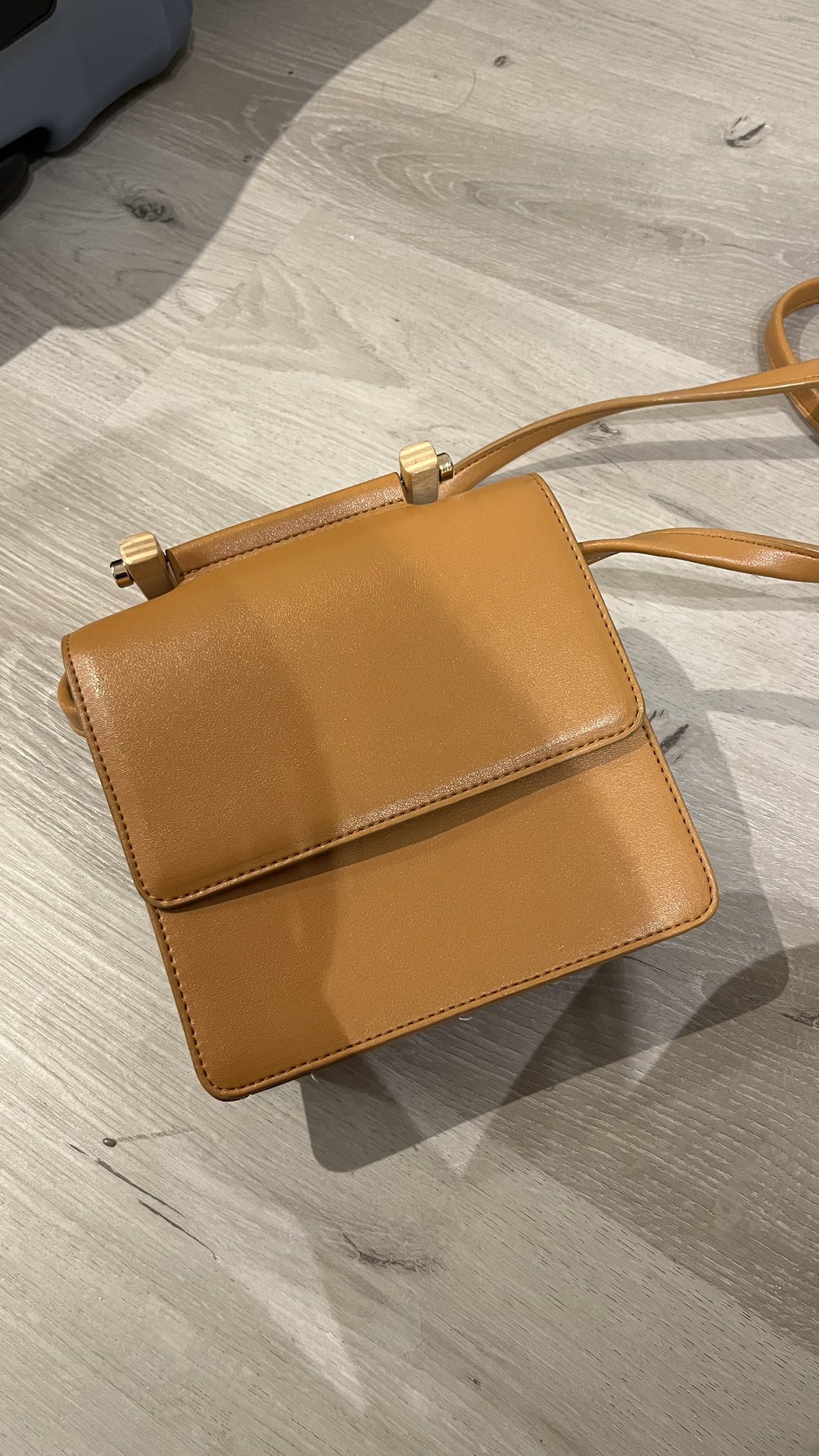 Handbag