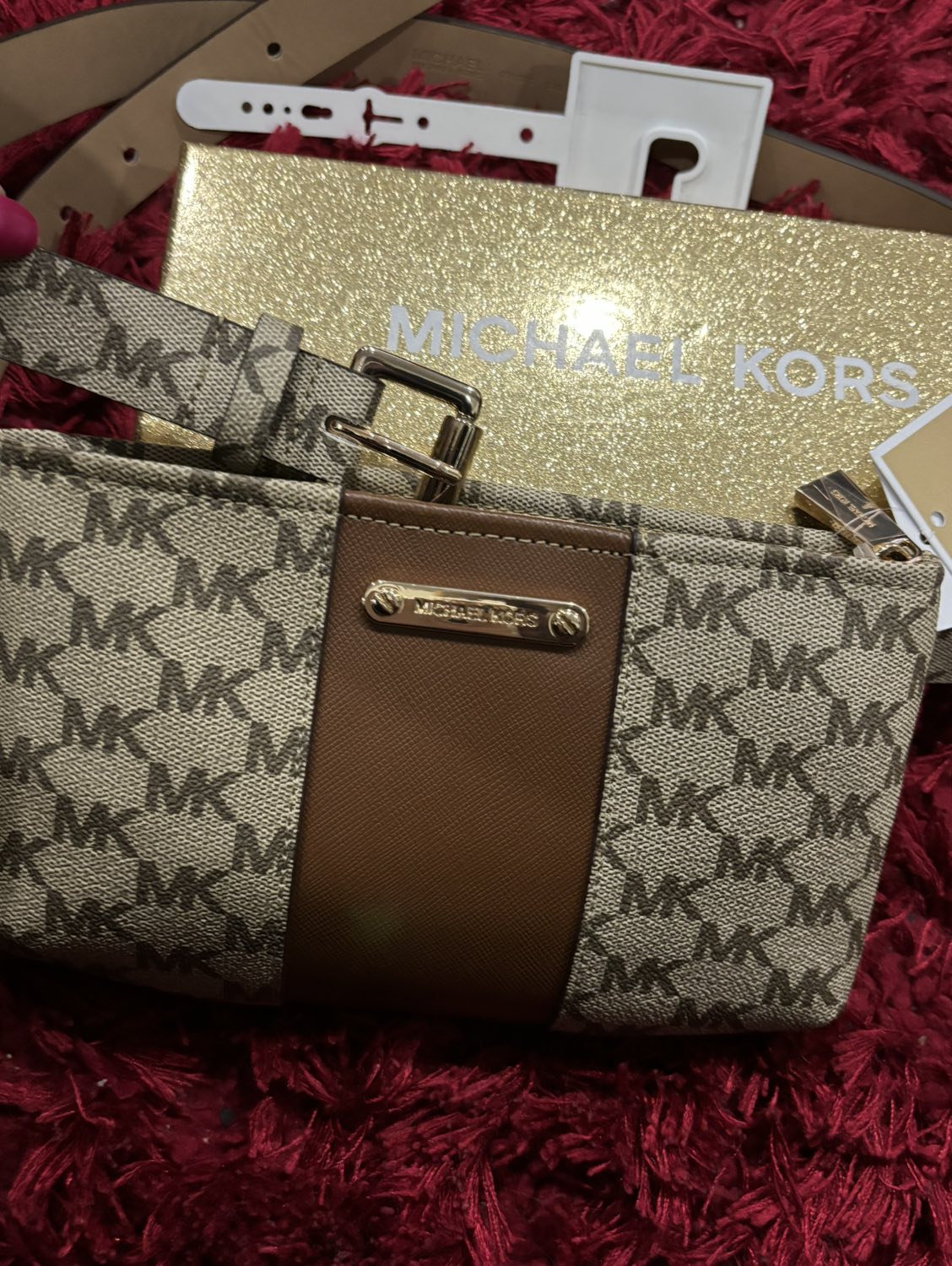 Michael Kors Belt Bag New image indicator(2)
